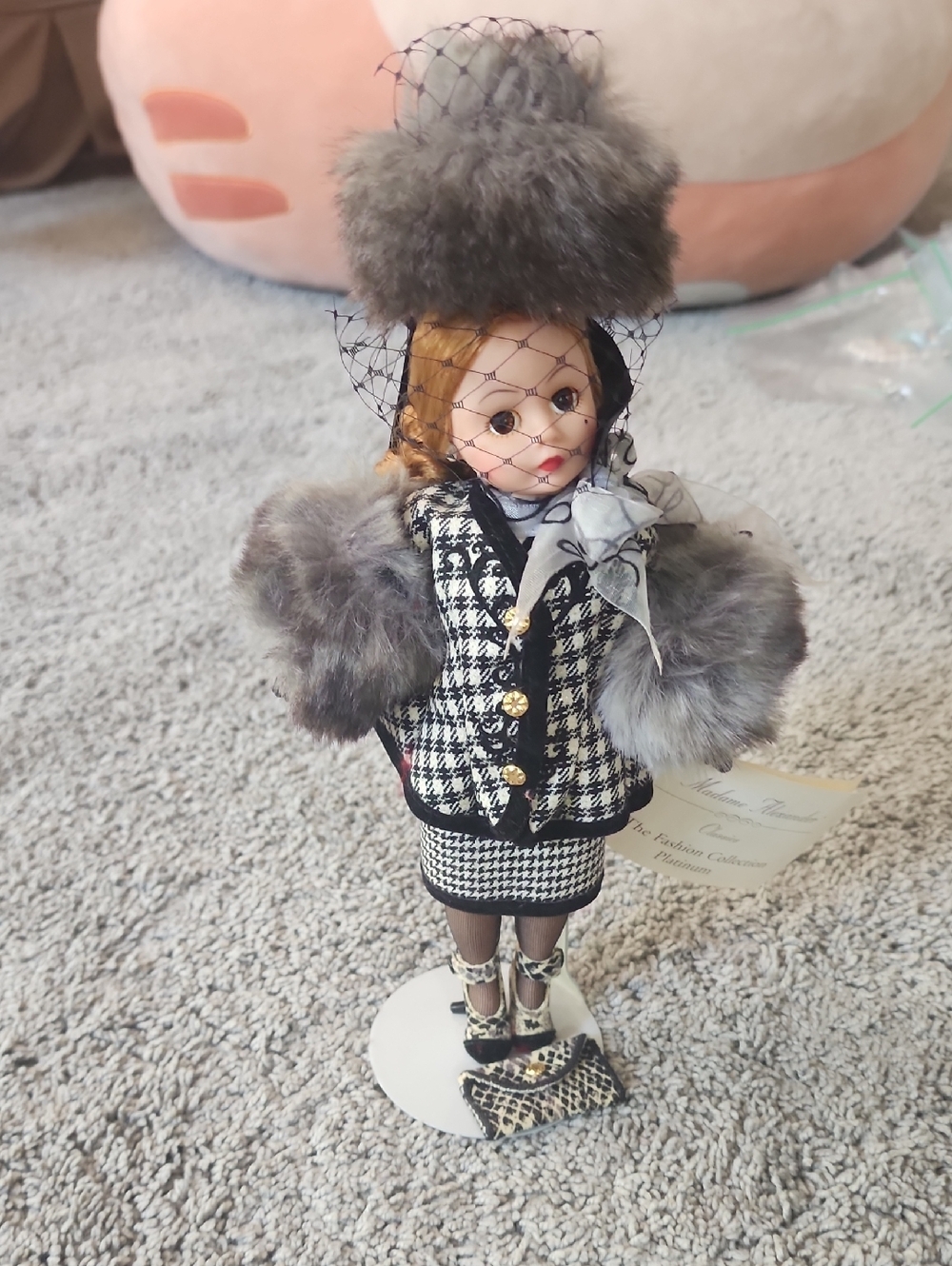 madame alexander- Collector's Toy